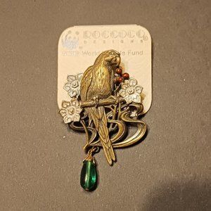 Roccoco Designs Brooch Parrot WWF series, never worn,